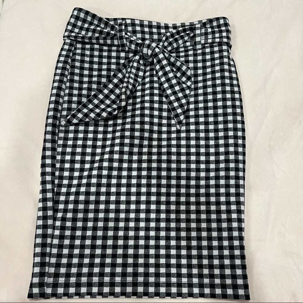 Maeve by Anthropologie bodycon gingham skirt with belt